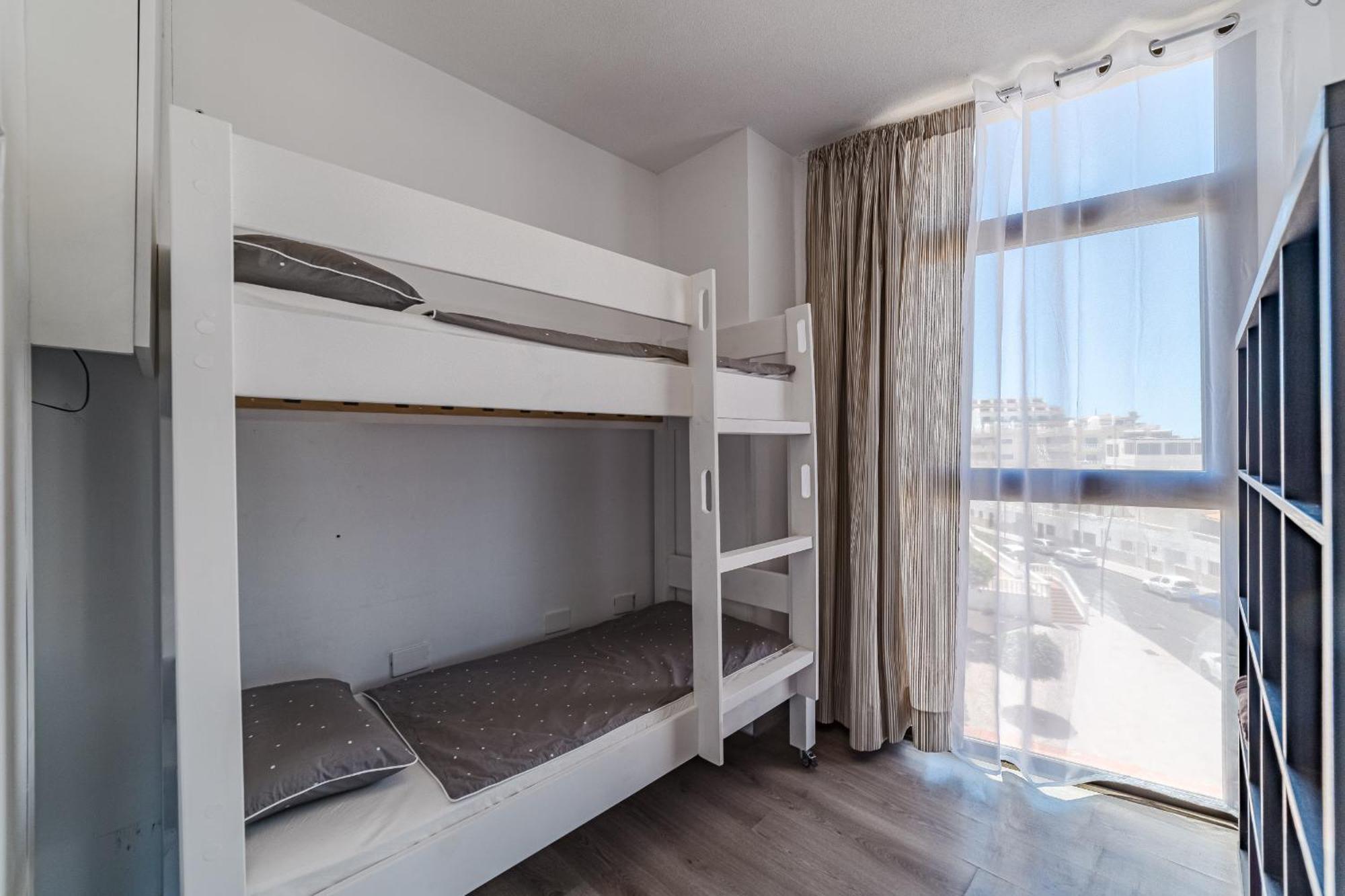 Family Apartment With 3 Bedrooms And Balcony Near Los Gigantes And Ocean Puerto de Santiago  Exterior photo